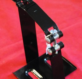 Triumph battery carrier, For rigid frame, (with filter), complete.